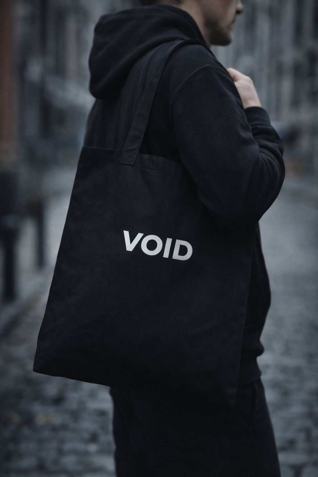 VOID Tote bag lifestyle